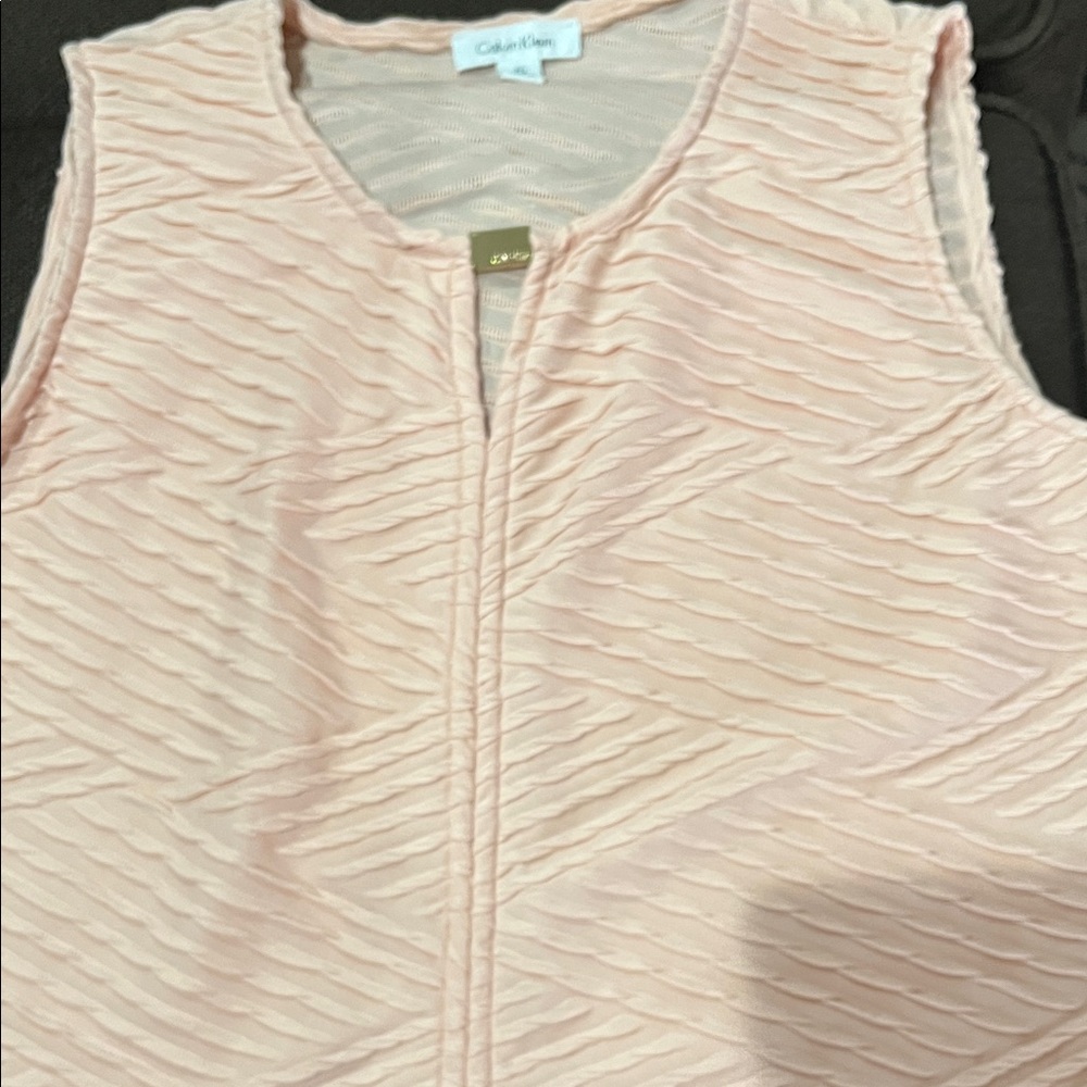 Calvin Klein Blush Textured Sleeveless Blouse preowned
